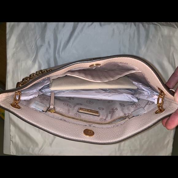 NWT - Tory Burch Marsden Leather Swingpack - Picture 5 of 7